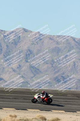 media/Jan-15-2026-Racers Edge (Thu) [[dfebeb70ab]]/3-B Group/Session 2 (Bowl Exit)/